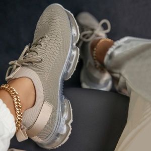 Transparent Air Bubble Sole Fashion Sneakers Nude